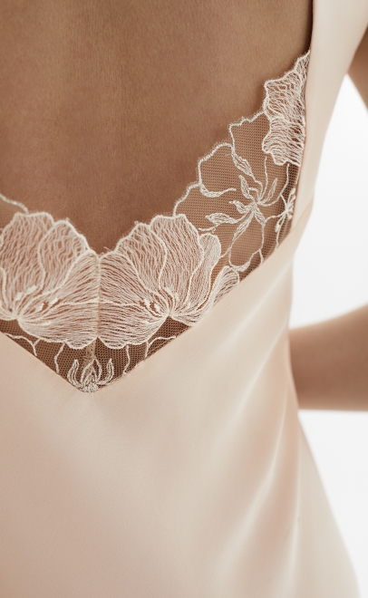 Сорочка женская из вискозы с кружевом  (61799-2) фото