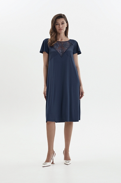 laete Сорочка женская из вискозы с кружевом