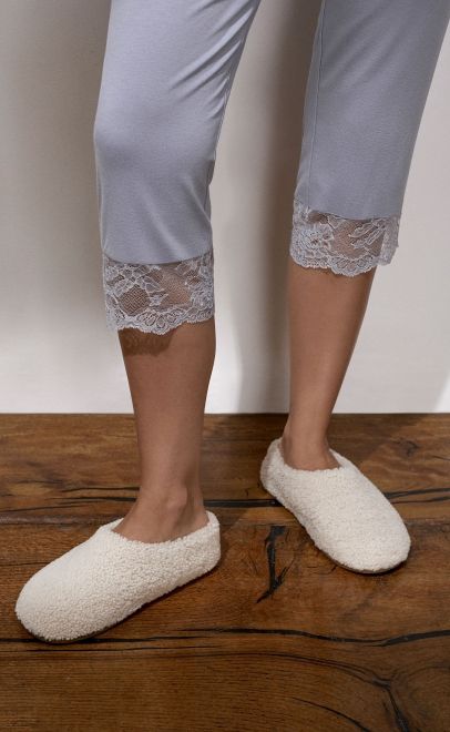 Пижама с брюками из вискозы с кружевом светло-серый (52127-1) фото