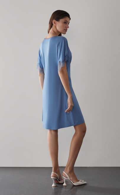 Сорочка женская из вискозы с кружевом небесно-голубой (52030-1) фото