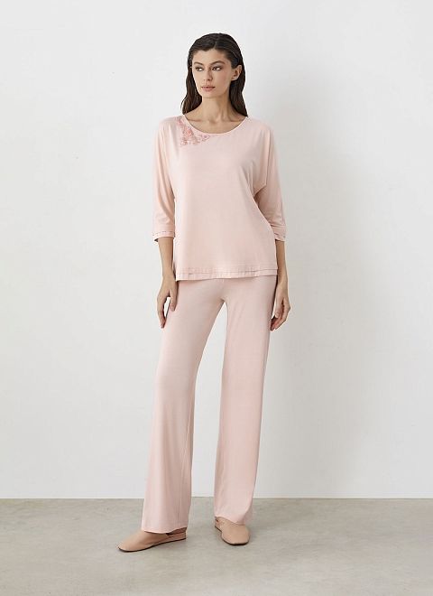 Пижама с брюками женская фото