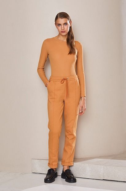 laete Лонгслив женский