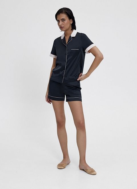 Пижама с шортами фото