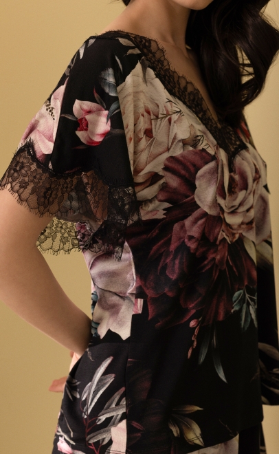 Пижама с шортами женская  бордовые пионы (52165) фото