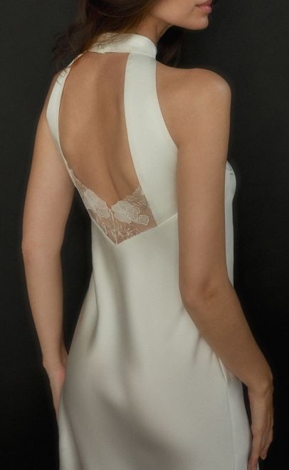 Сорочка женская из вискозы с кружевом белая лилия (61799-1) фото