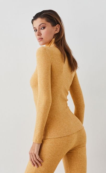 Водолазка женская бледно-золотой (51990-1) фото