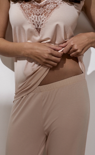 Пижама с брюками из вискозы с кружевом пудренный (51778-1) фото