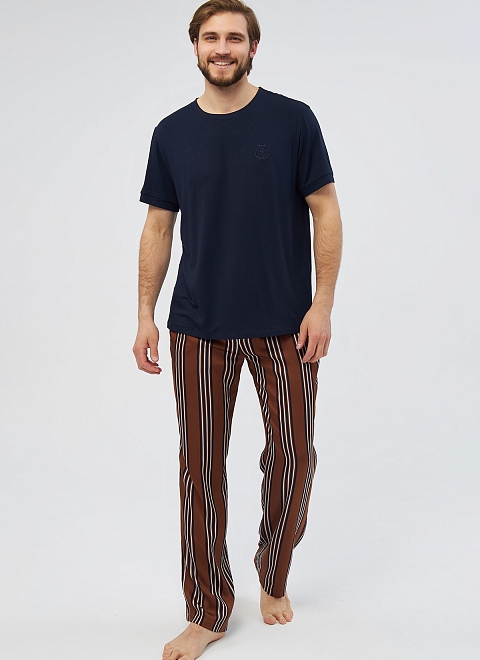 Пижама с брюками фото