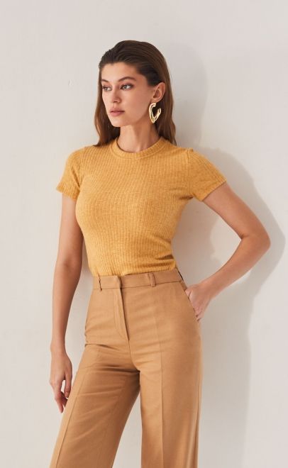 Футболка женская бледно-золотой (51989-1) фото