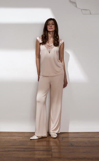 Пижама с брюками из вискозы с кружевом пудренный (51778-1) фото
