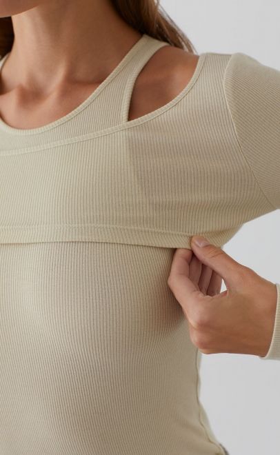 Топ женский&nbsp;&nbsp;из хлопка молочный холодный (61877-1) фото