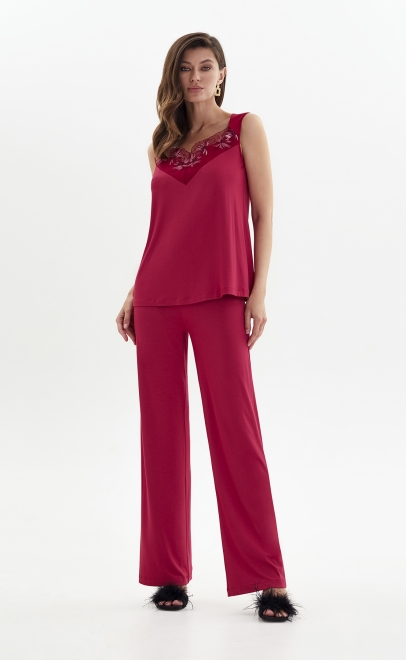 Пижама с брюками из вискозы с кружевом вишневый (52046-2) фото
