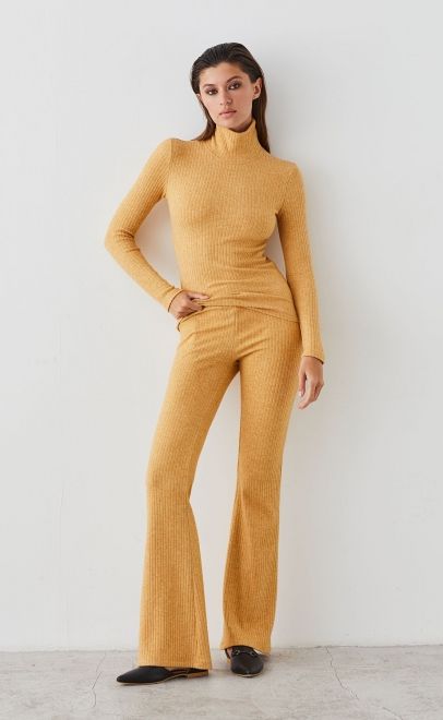 Водолазка женская бледно-золотой (51990-1) фото