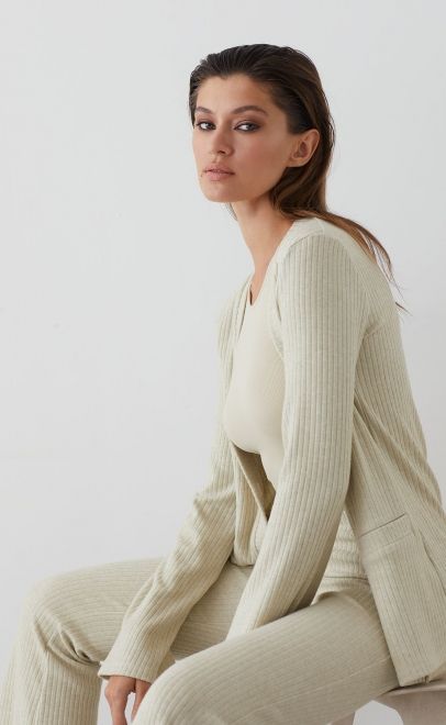 Костюм женский холодный бежевый (52086-5) фото