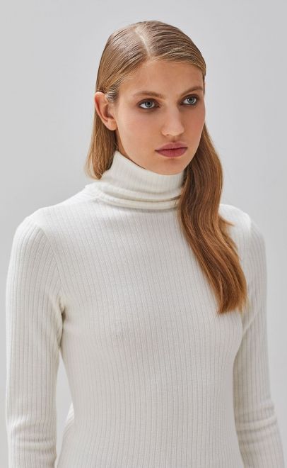 Водолазка женская молочный (51990-2) фото