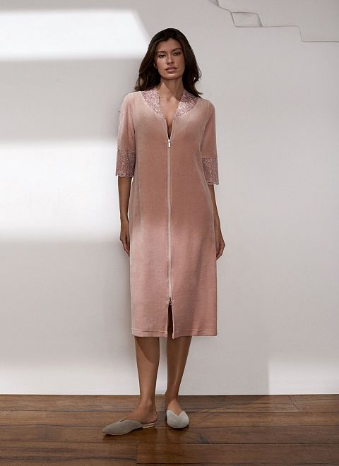 Халат женский на молнии с кружевом фото