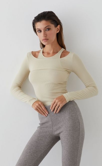 Топ женский&nbsp;&nbsp;из хлопка молочный холодный (61877-1) фото